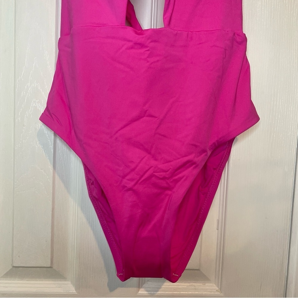 Trina Turk Monaco Halter One Piece Swimsuit Rose Size 10 - Picture 4 of 14